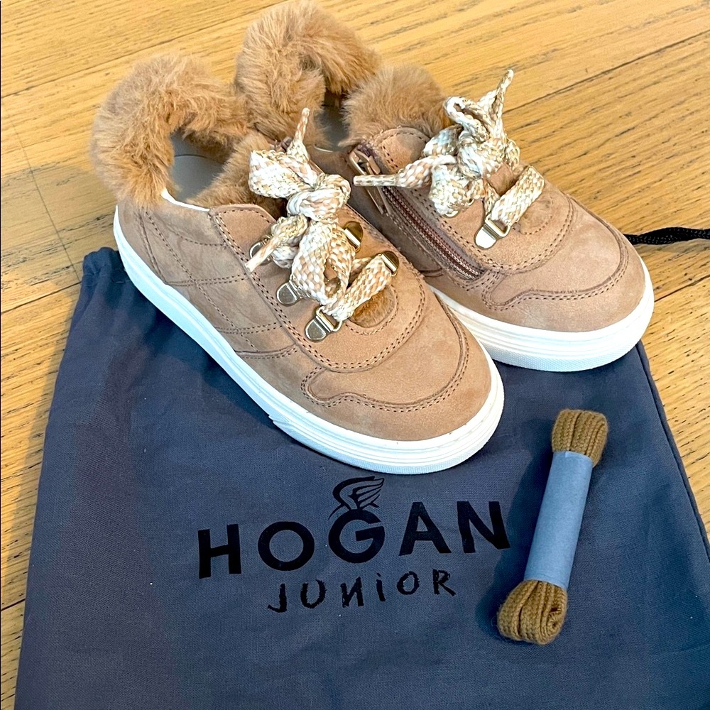 Hogan Toddler Tan Fur and Gold Sneakers with White Soles Sz EU 24!